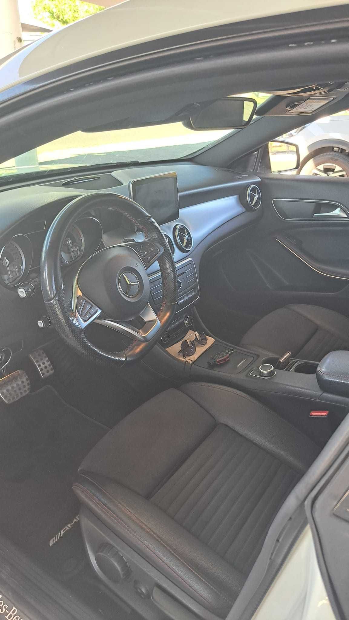Mercedes-Benz CLA 200D AMG