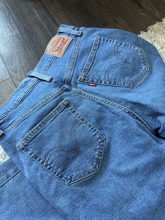 Джинси Levis mom jeans