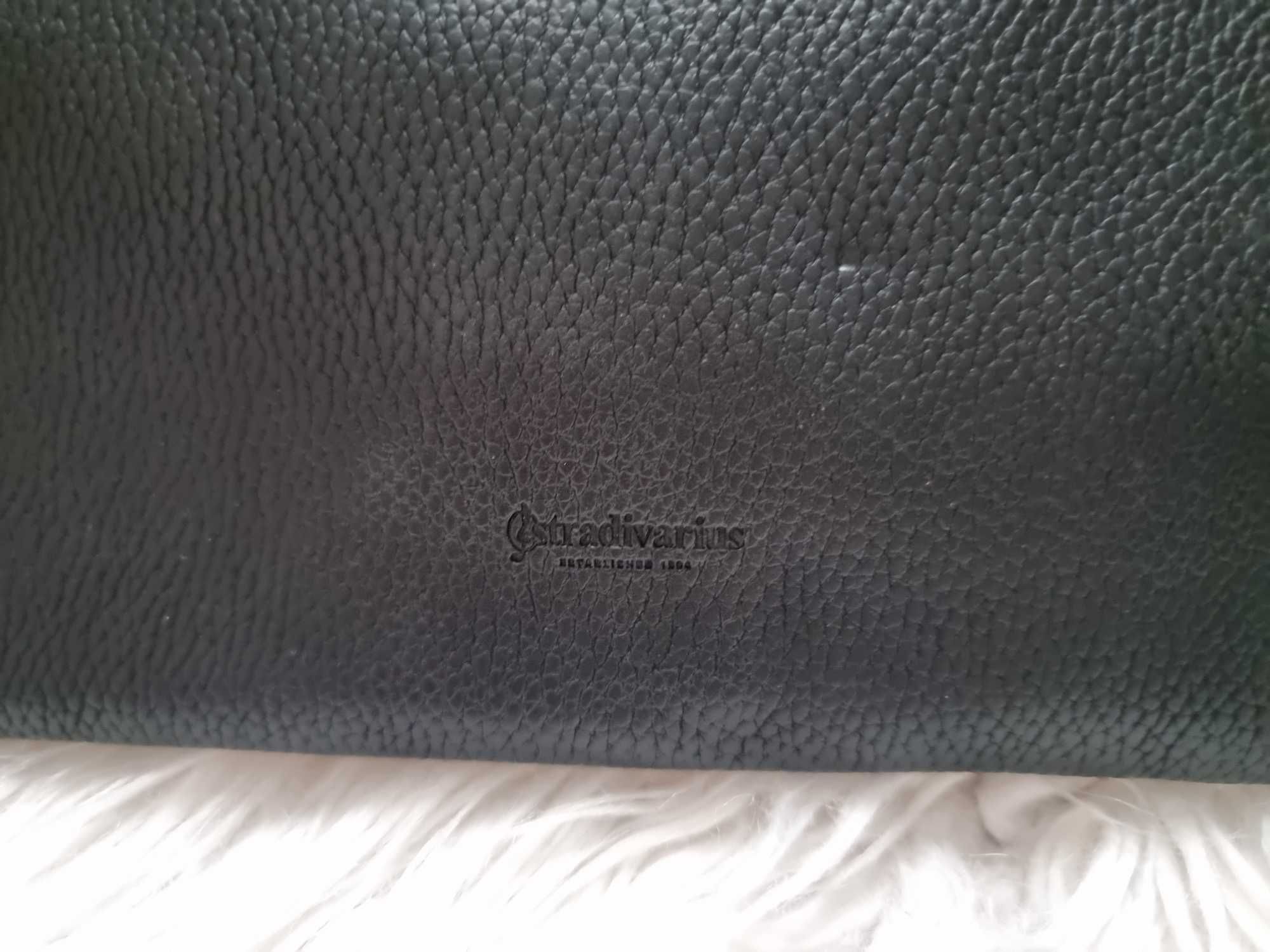 Bolsa envelope Stradivarius