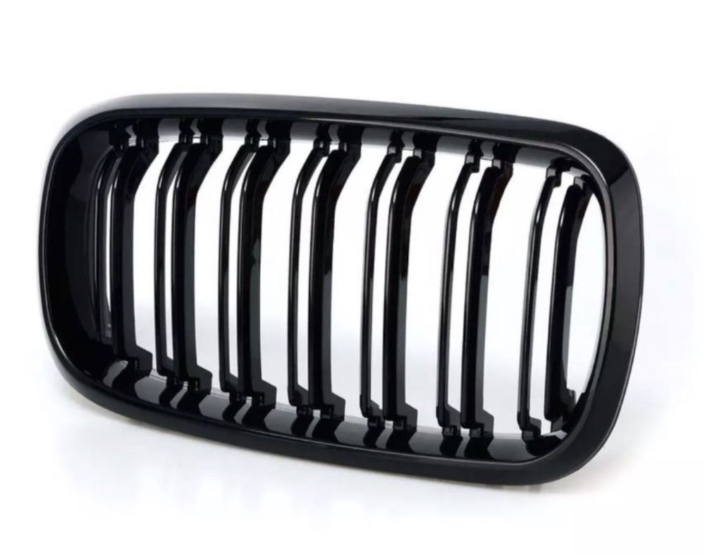 Решетка радиатора ноздри BMW Е70 F10 F30 F15 ф25 E60 Е39 Е46 E90 бмв