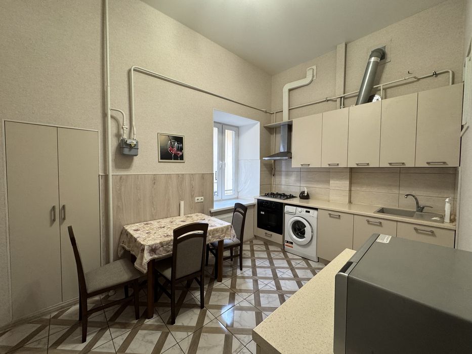 Аренда 3 ком.Базарная,АГВ,СВЕТ ЕСТЬ ВСЕГДА