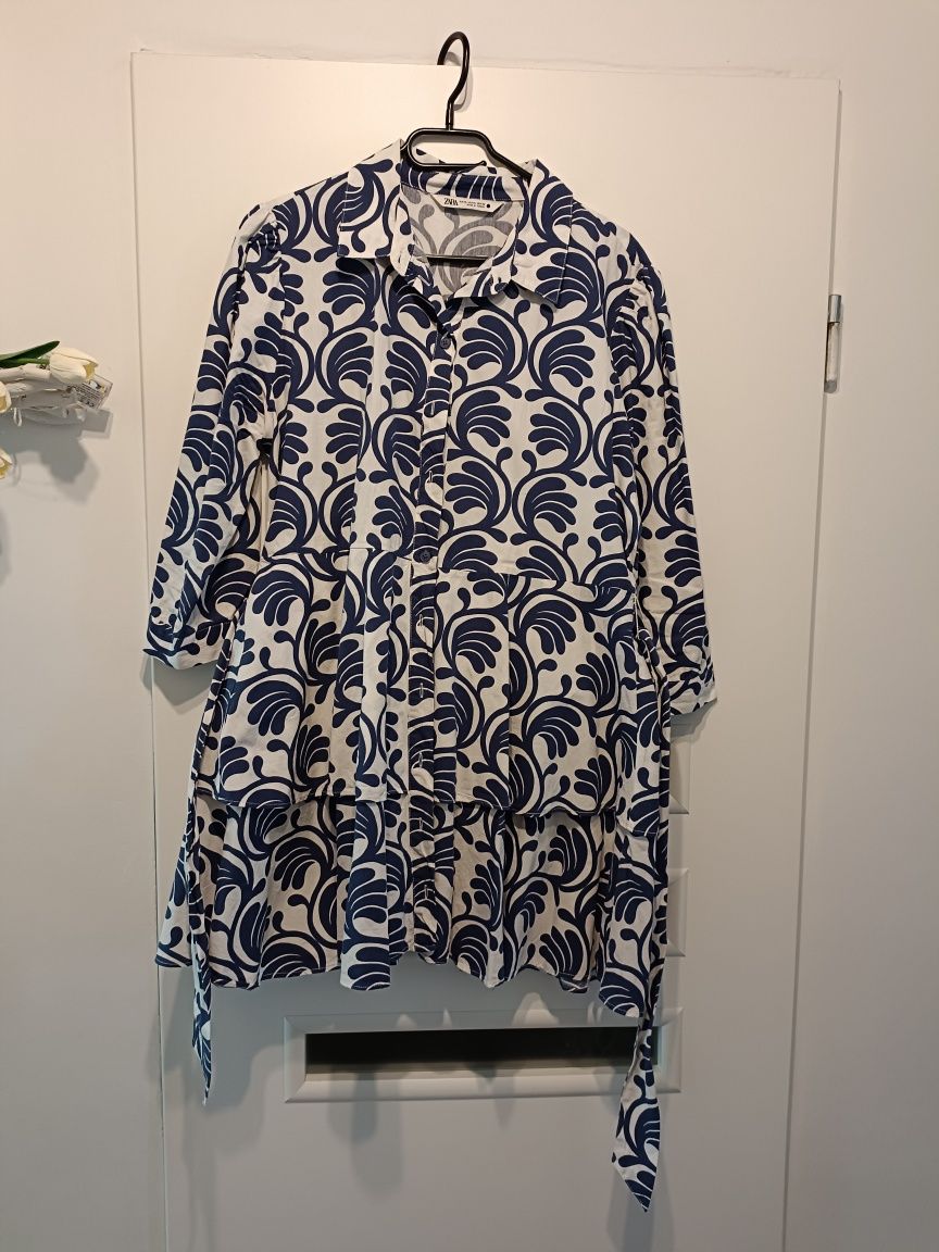 Sukienka koszulowa z falbanką wzór Boho r. XL Zara