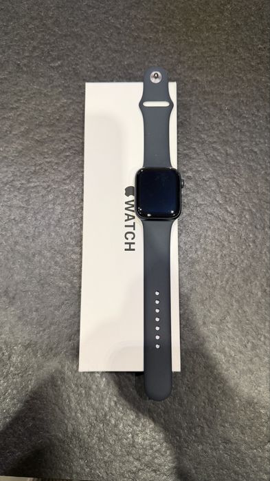 Apple Watch SE 2 44mm
