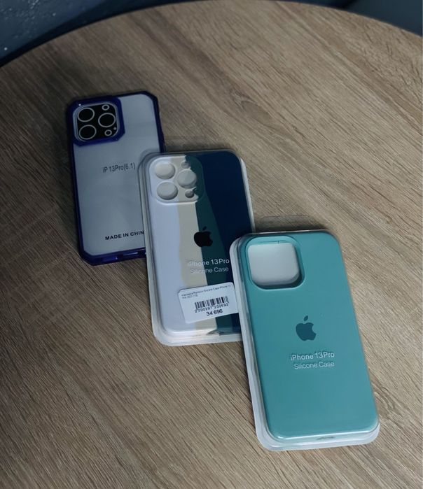 Чохли на iPhone.