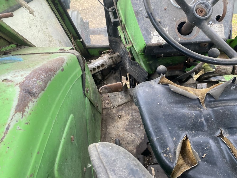 Traktor DEUTZ FAHR D 6806