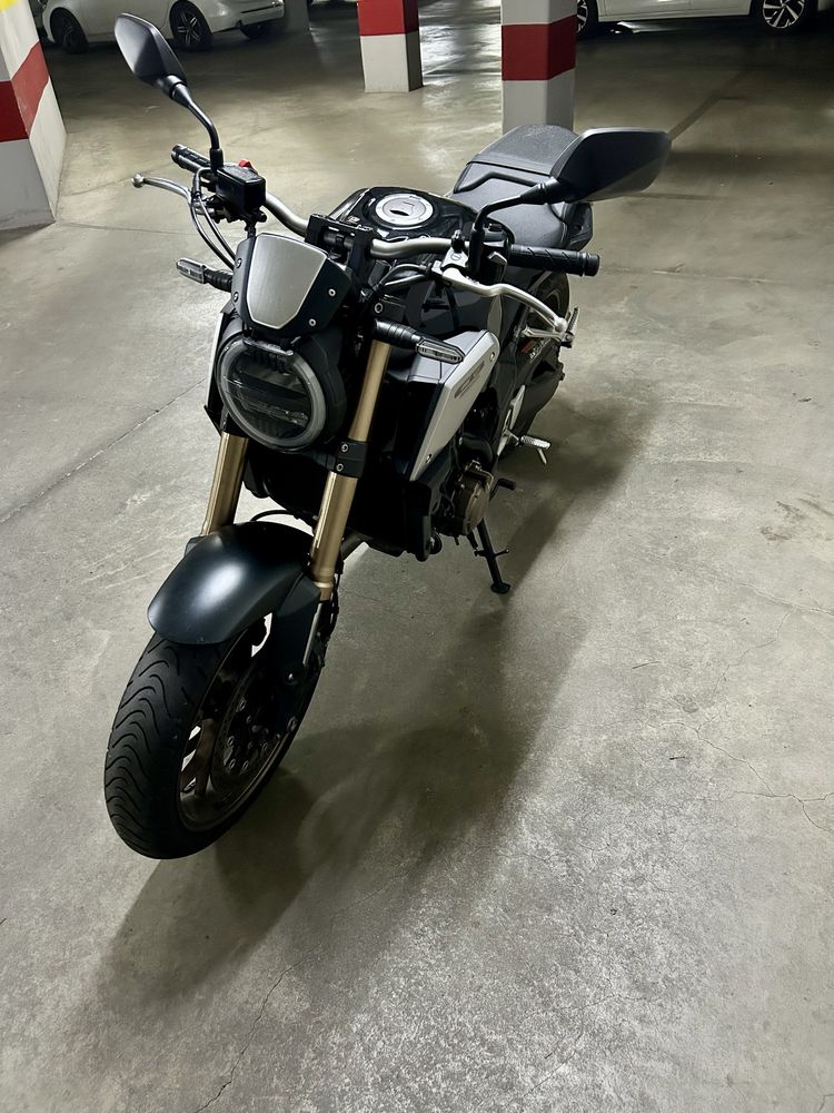 Honda CB650R | Ano 2020 | 27000km