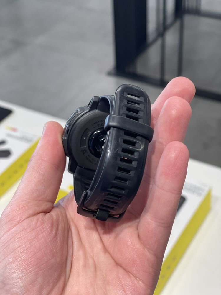 Смарт-часы Garmin Instinct Solar Graphite