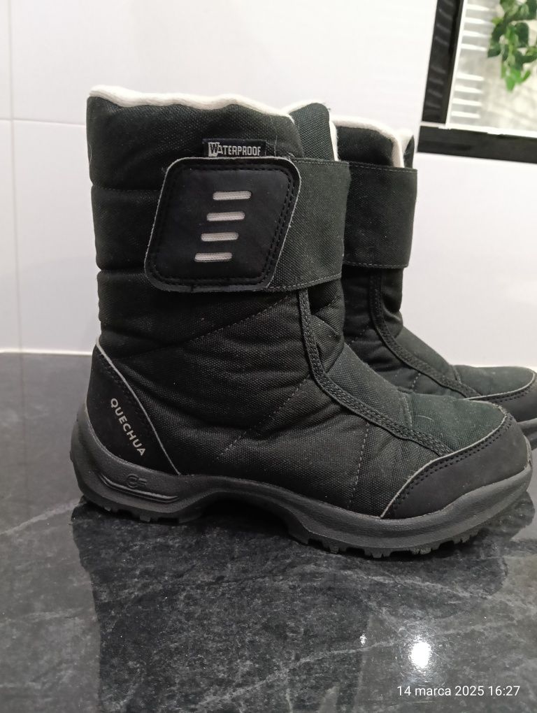 Buty zimowe śniegowce Quechua, rozm. 35