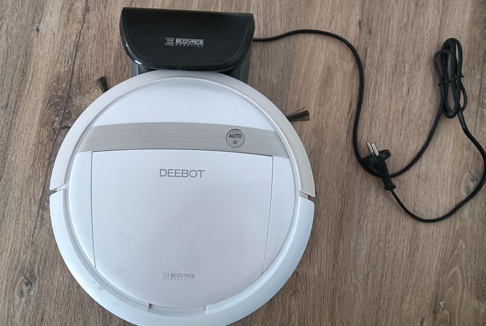 Aspirador Robot Ecovacs Deebot DM88 – Completo