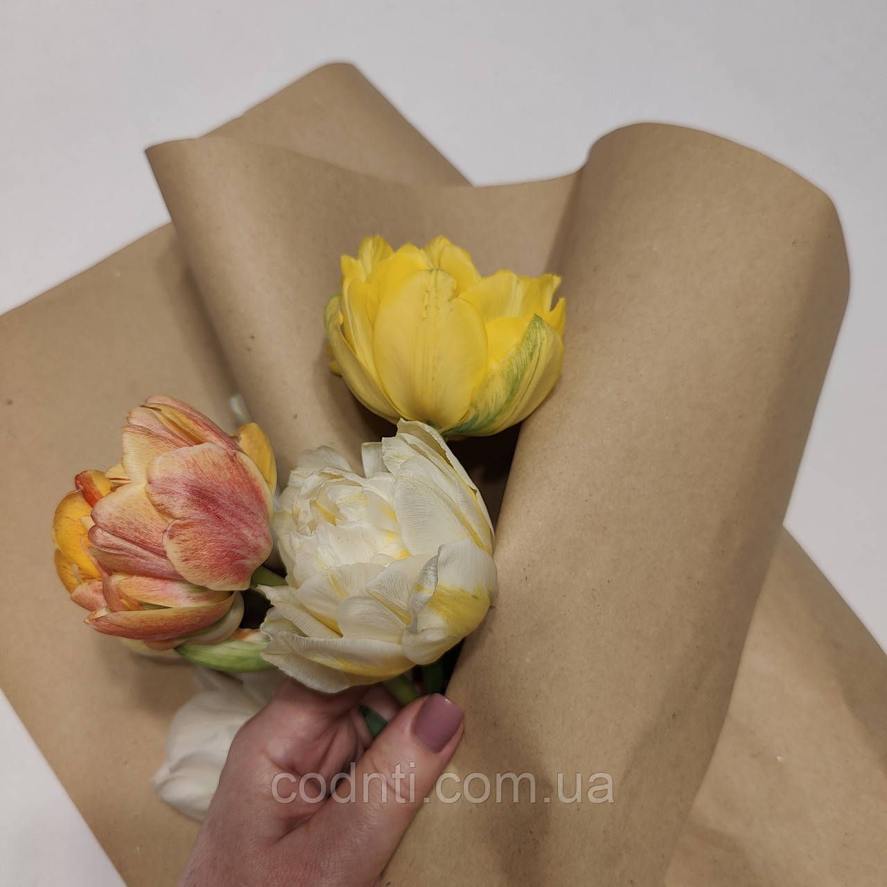 Крафт-папір Лайт для пакування квітів 1.05*25м, щільність 80г/м2