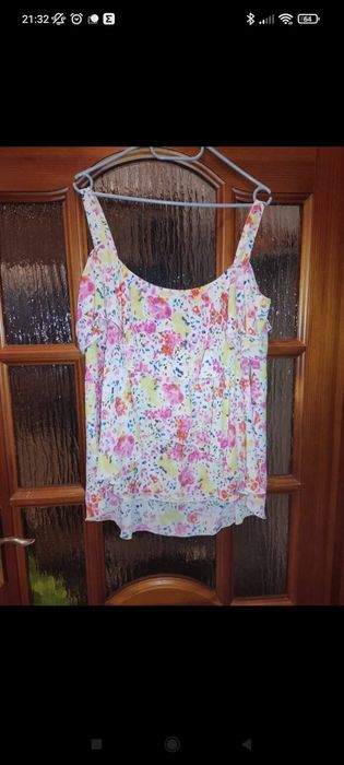 Bluzka szyfonowa w kwiaty nowa