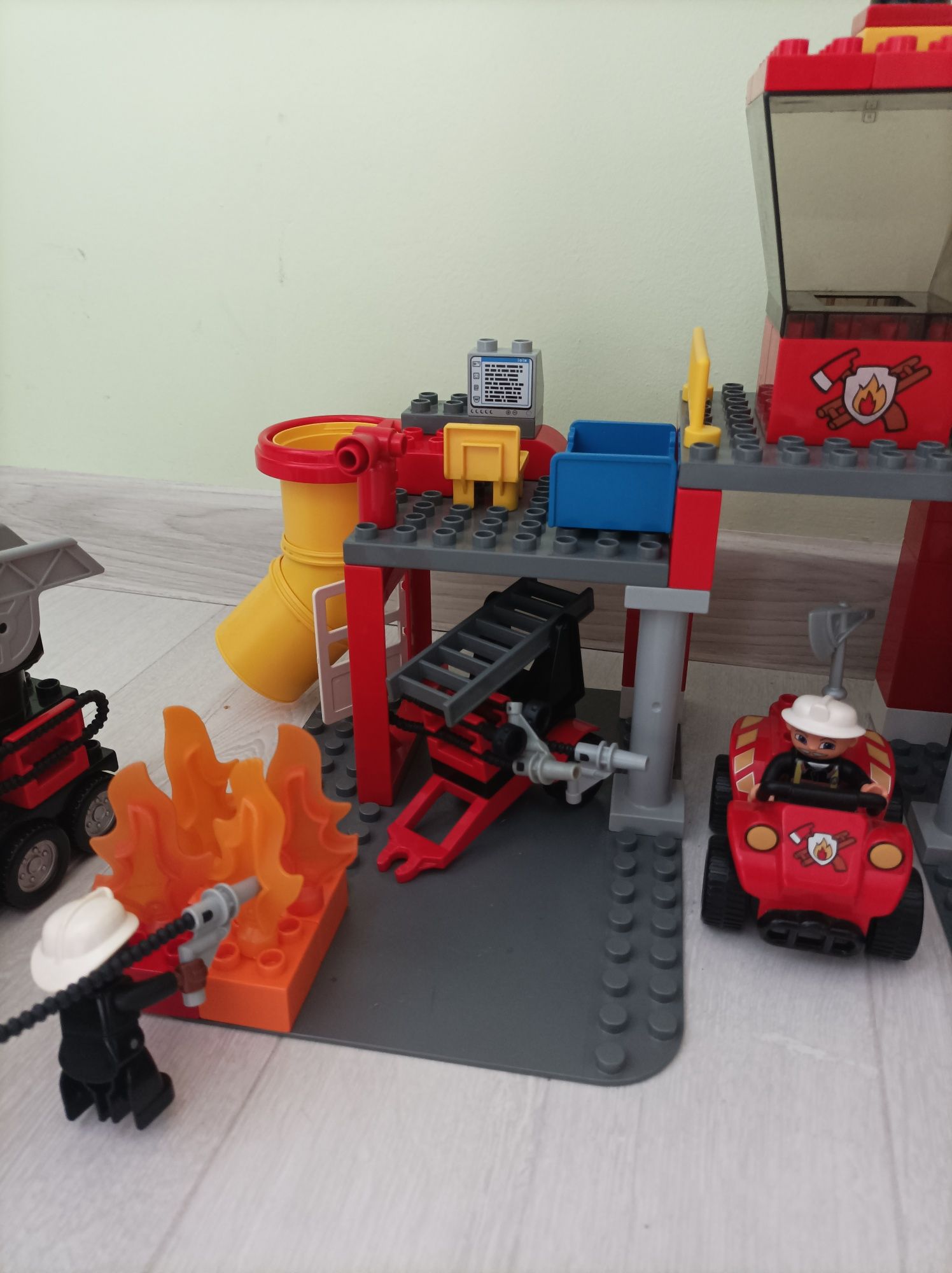 LEGO Duplo Remiza strazacka 5601,5603,4977