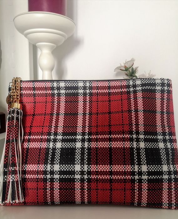 clutch  de mão ou tiracolo