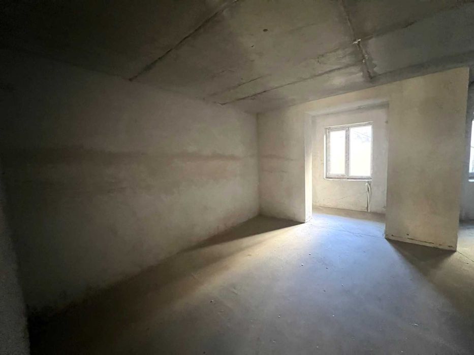 Оренда комерційного приміщення 86 м² Фасад ЖК Софія Резіденс