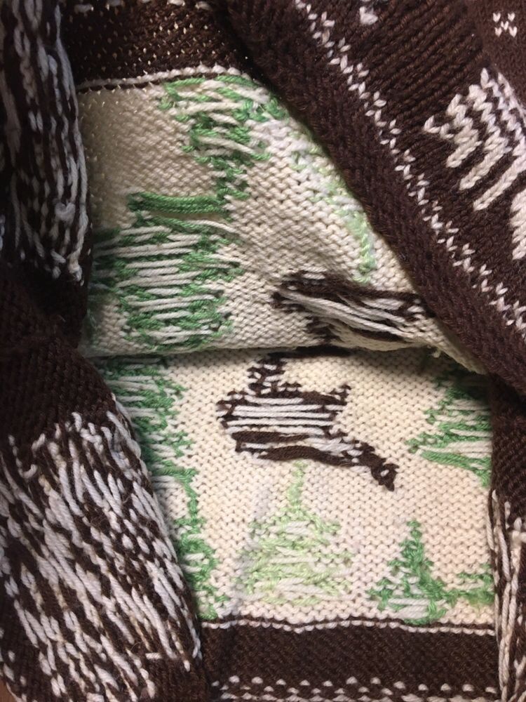 Шерстяное вязаное платье с оленями
