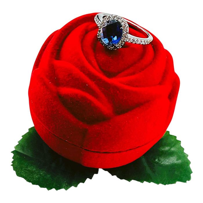 Przepiękny srebrny pierścionek z niebieskim oczkiem 3,30 925 R.18