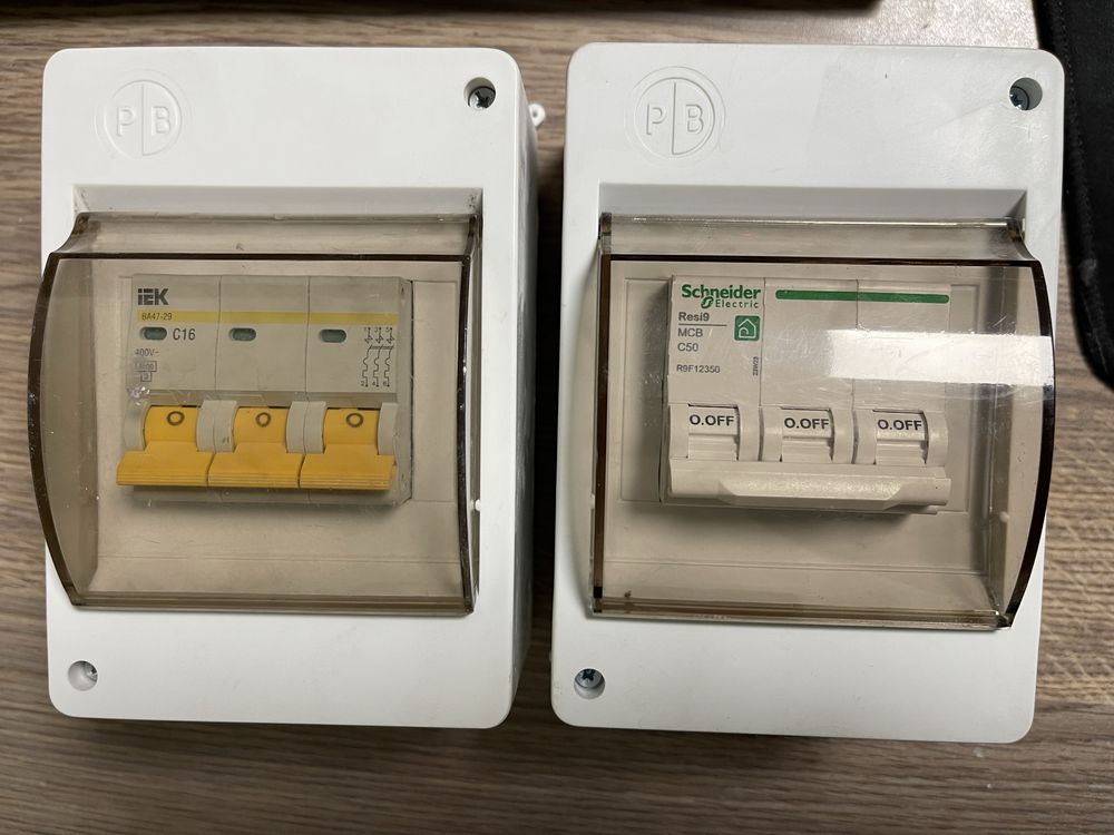 Продам автоматы с коробкой Schneider C50 ,400 v IEK BA47-29 С-16,400 v