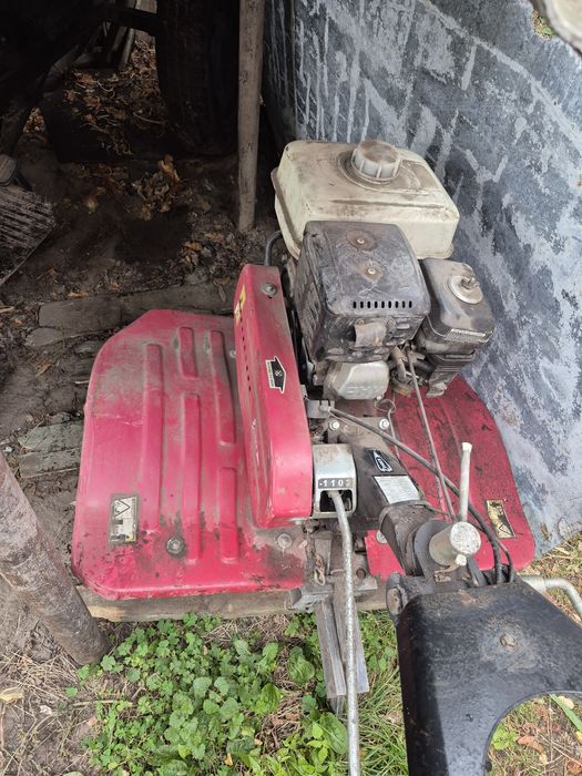 Мотоблок бензиновий