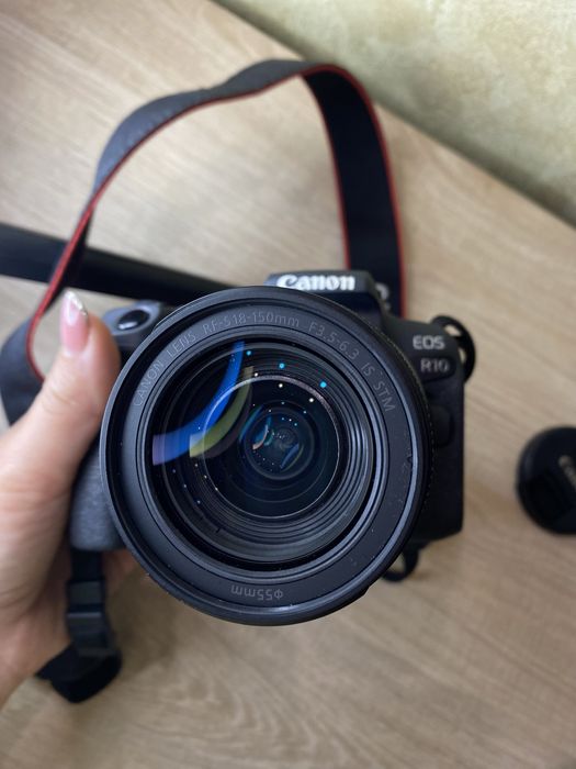 Фотоапарат Canon EOS R10+RF-S 18-150 IS STM