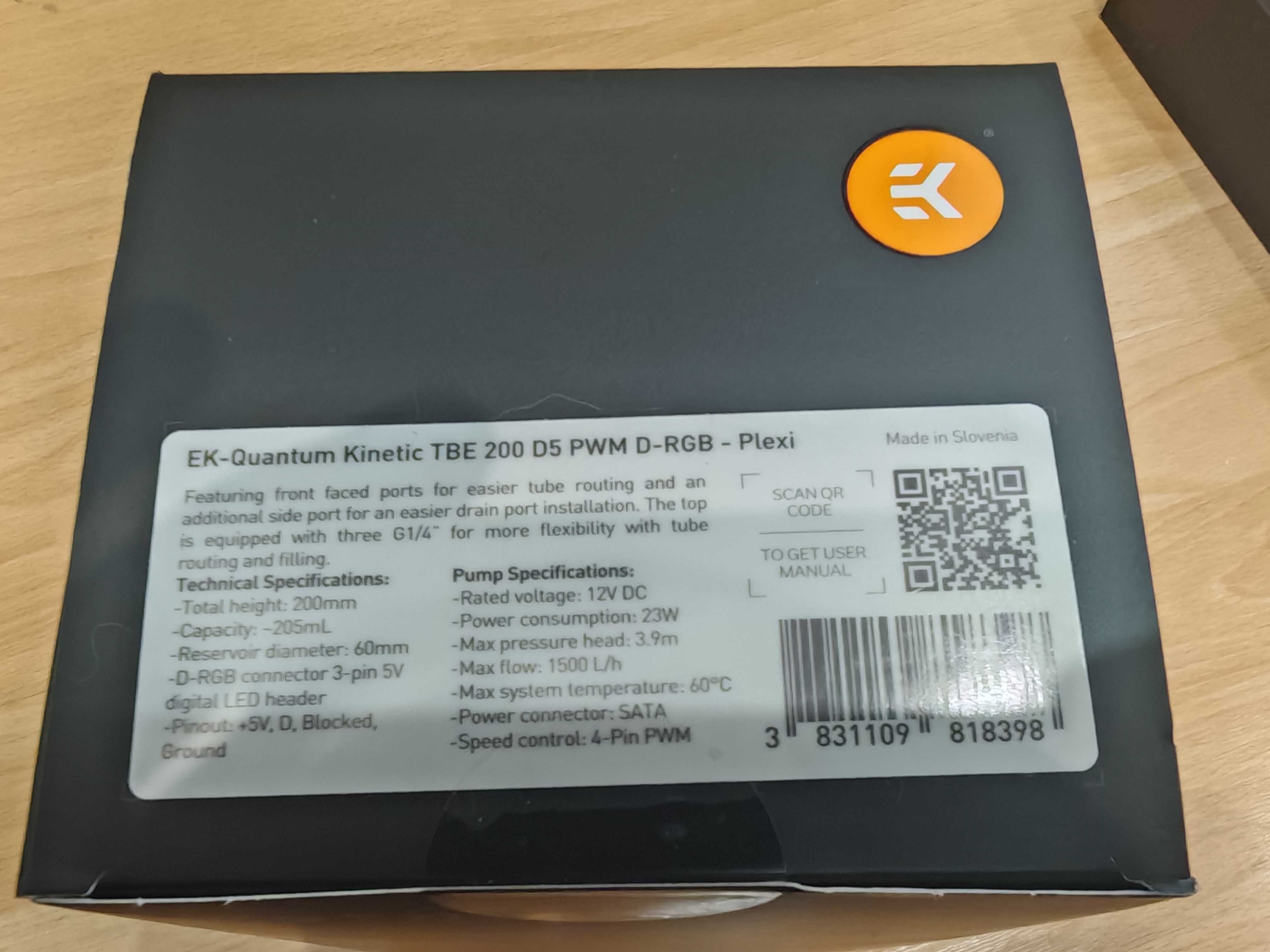Помпа з резервуаром EK-Quantum Kinetic TBE 200 D5 PWM D-RGB для ПК