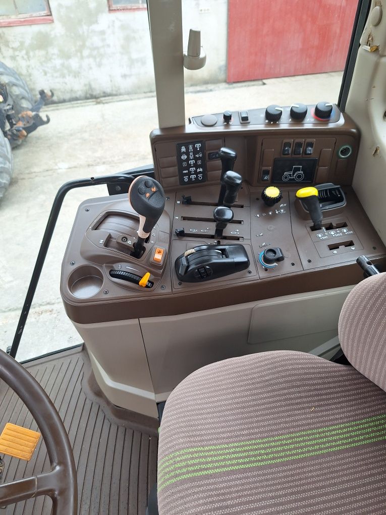 John Deere 6620 ,6820,6920