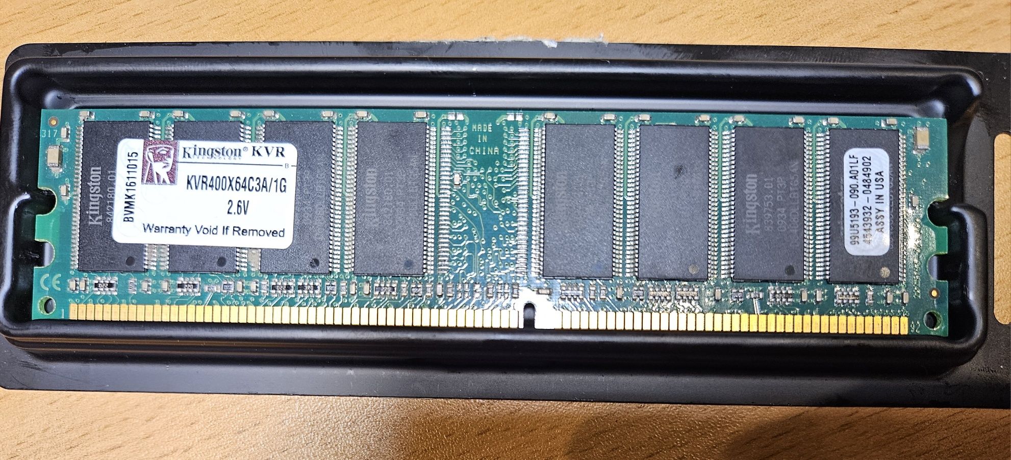 Пам'ять DDR 400 1GB Kingston KVR400X64C3A/1G