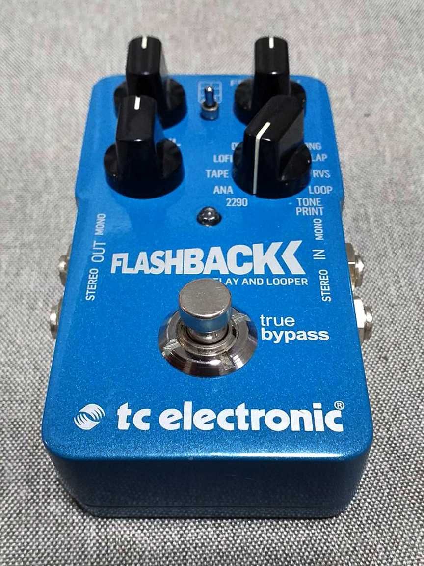 Педаль дилей лупер TC Electronic Flashback Delay & Looper