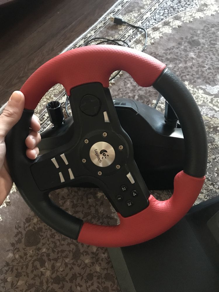 Кермо Logitech Formula Force EX. 700 градусів