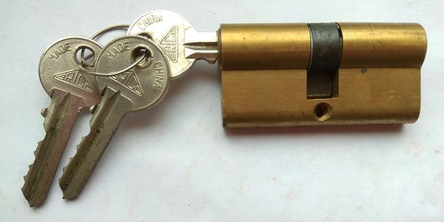 Личинка замка входной двери ключ/ключ