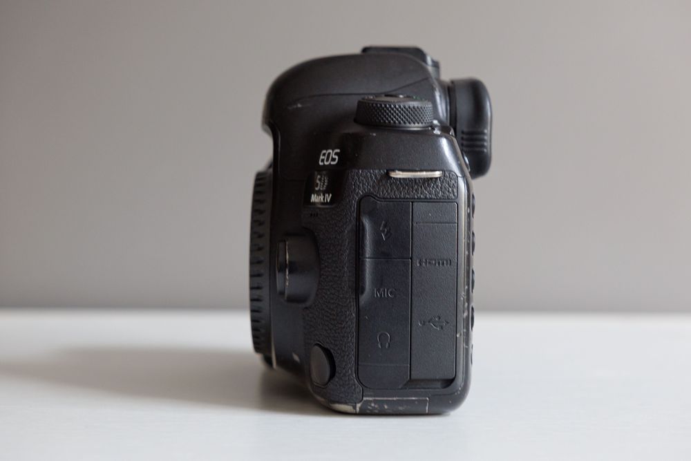 Canon EOS 5D Mark IV Body