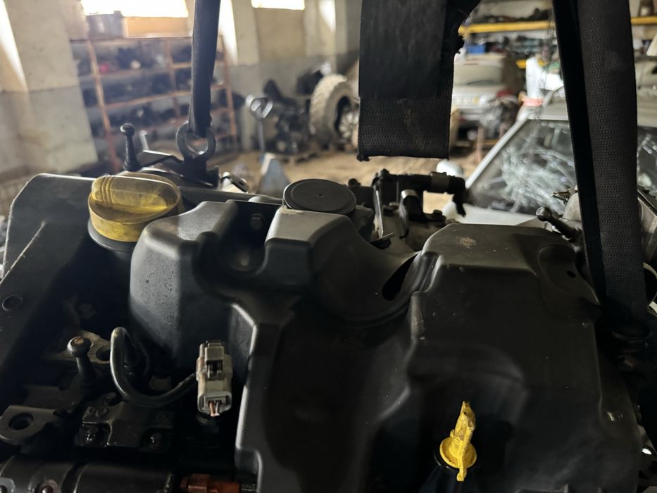 Motor Renault 1.5 DCI k9k732 Motor de arranque na frente