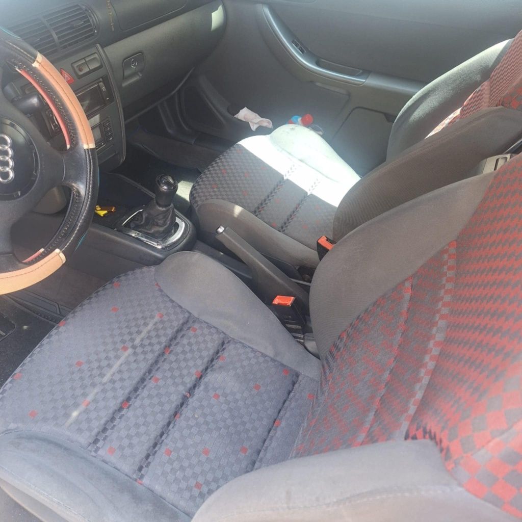 Audi A3 - 1800, 130 CV