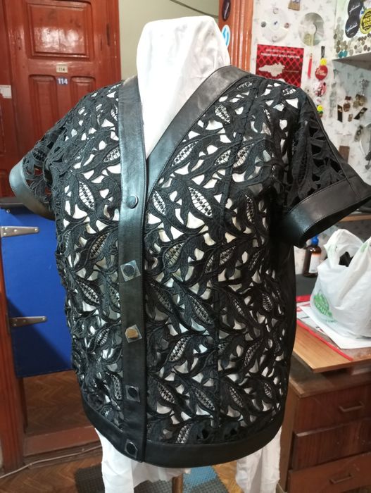 Ремонт та пошиття одягу з хутра,шкіри,тканин.