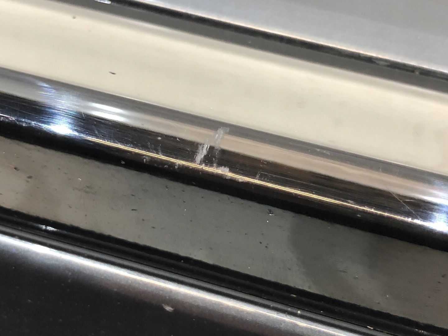 AUDI Q3 II 2 LISTWA DRZWI PRAWY PRZÓD PRAWA