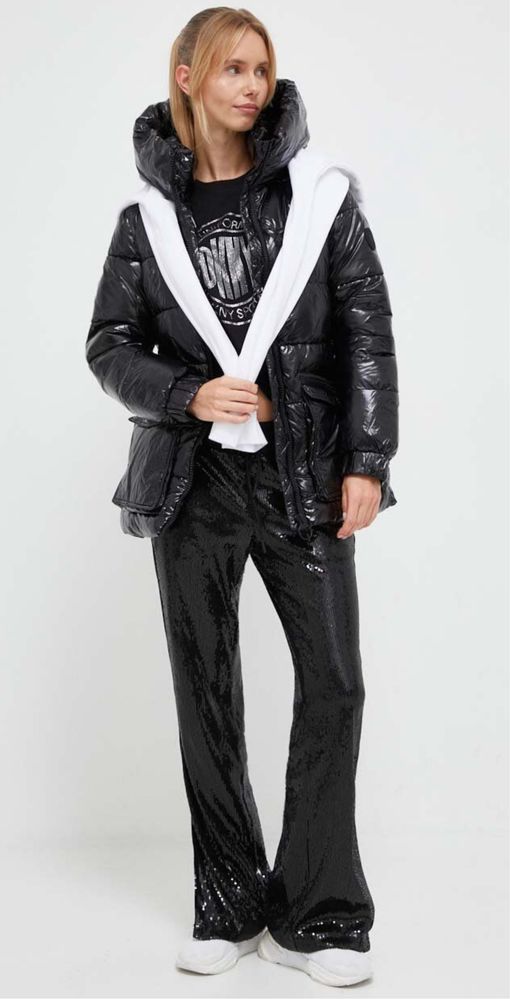 Куртка DKNY нова розмір ХЛ
