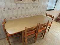 Mesa de Jantar Extensível com Cadeiras