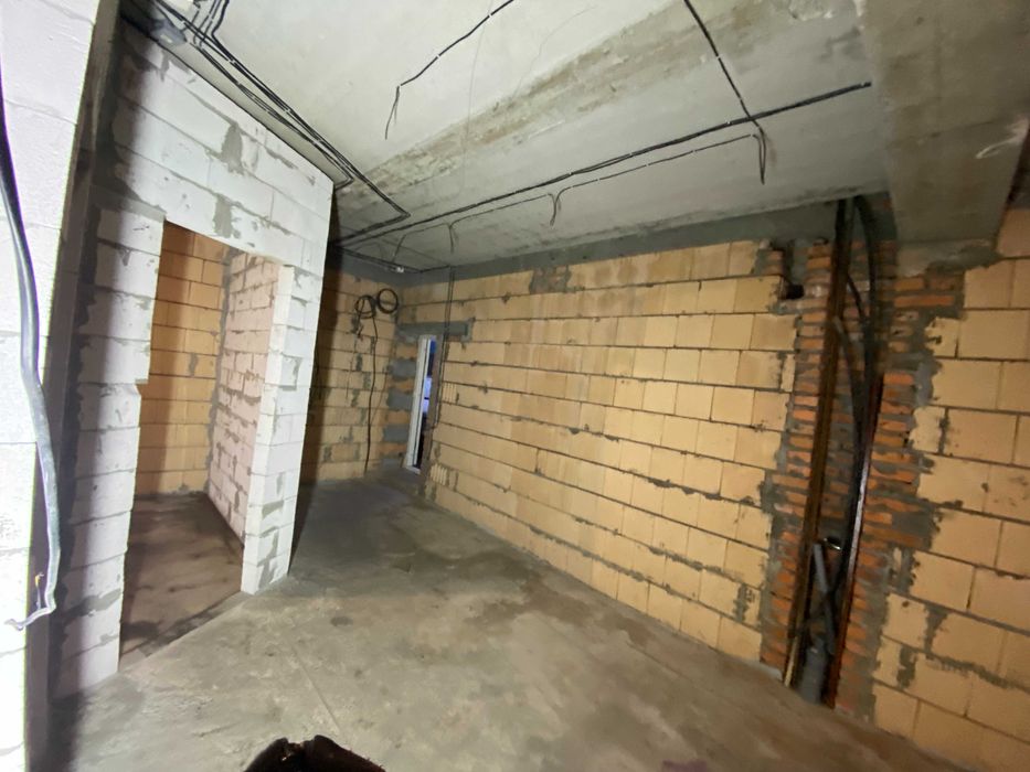 Таунхаус з найбільшою ділянкою в центрі міста, військовим знижка