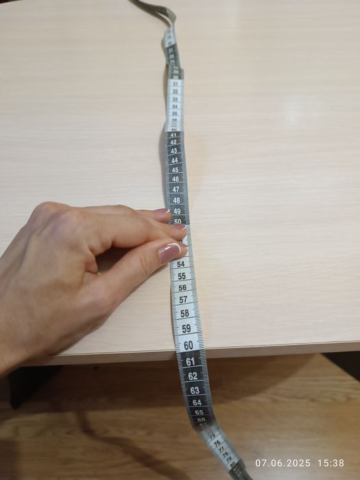 Продам журнальний столик сосна венге в стані новий