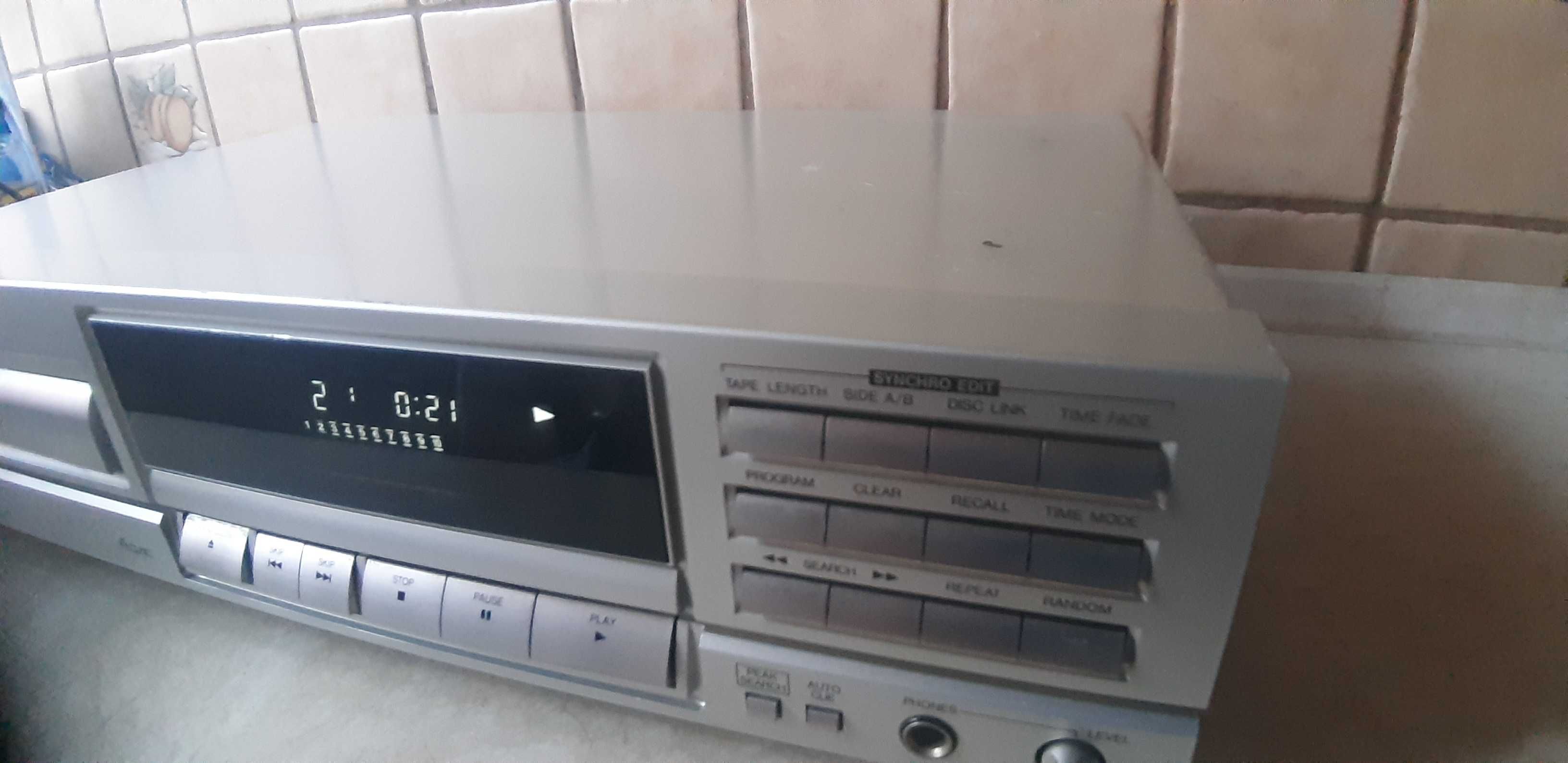 Technics odtwarzacz CD srebrny mod SL-PG200A