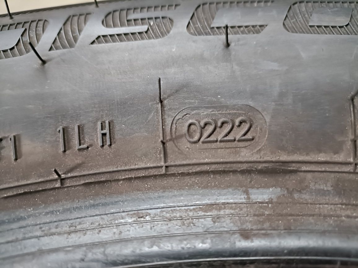 Opona zimowa Cooper Discoverer Winter 205/60R17 93H, 22r