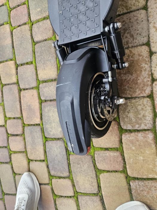 Hulajnoga elektryczna jak nowa tarcze amortyzatory