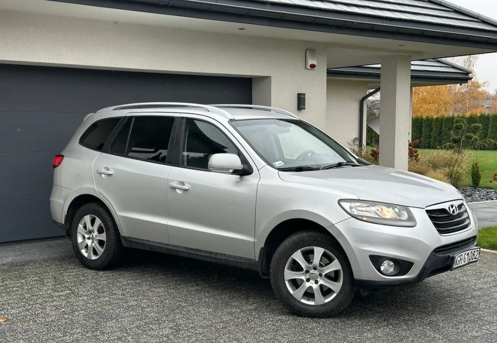 Продам Hyundai Santa Fe у хорошому стані
