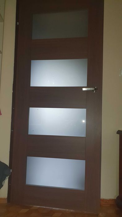 Drzwi wewnętrzne przeszklone 4xpokojowe, 2x łazienkowe