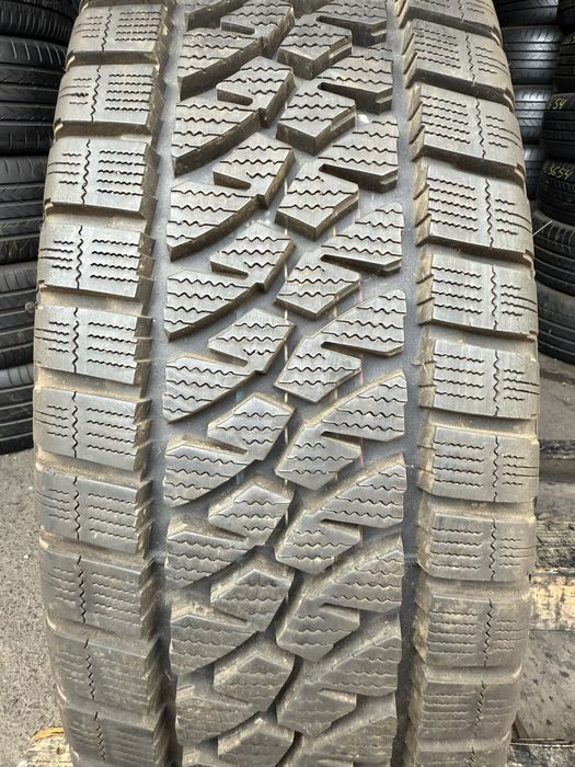 Зимова шина 225/75 R16C 121/120R Bridgestone Blizzak W810 1шт. 10мм