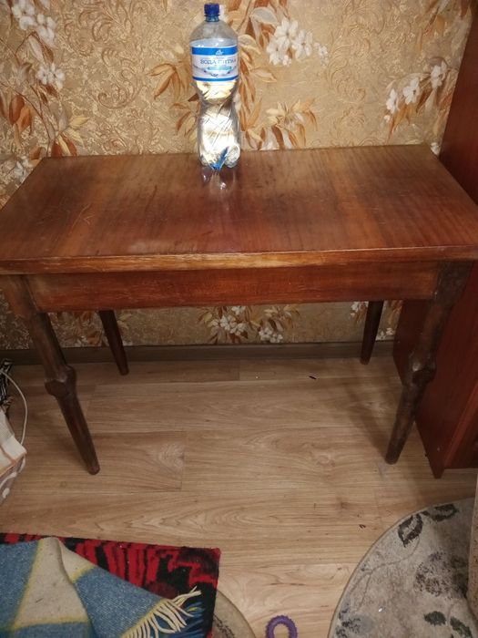 Стіл кухонний ручної роботи