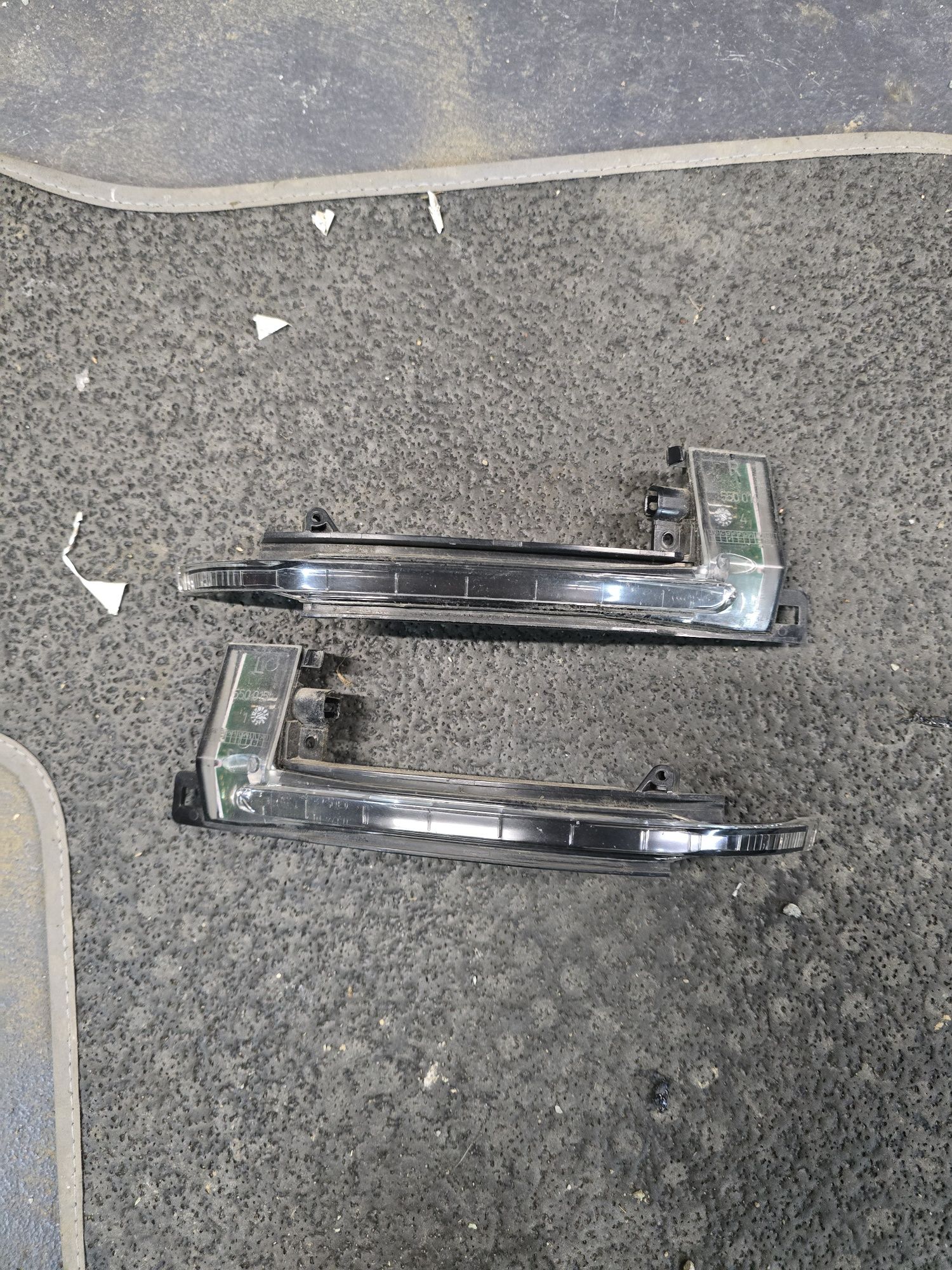Kierunkowskaz lusterka a3 8p a4 b8 a5 a6 c6 oem