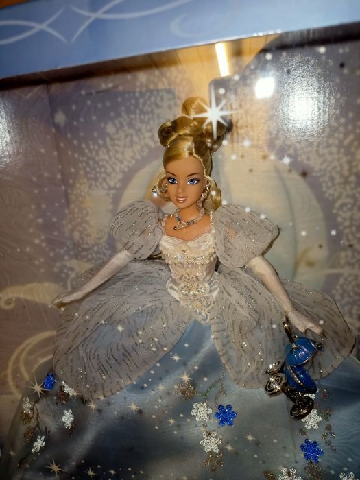 Kolekcjonerska lalka Cinderella Exclusive Disney Store LE NRFB