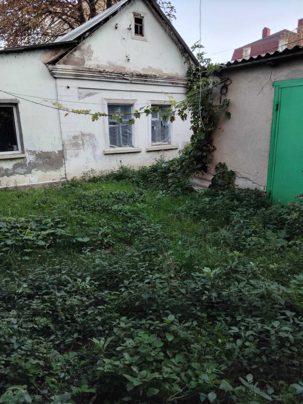 (4) Продам ветхое строение на участке 18 соток.