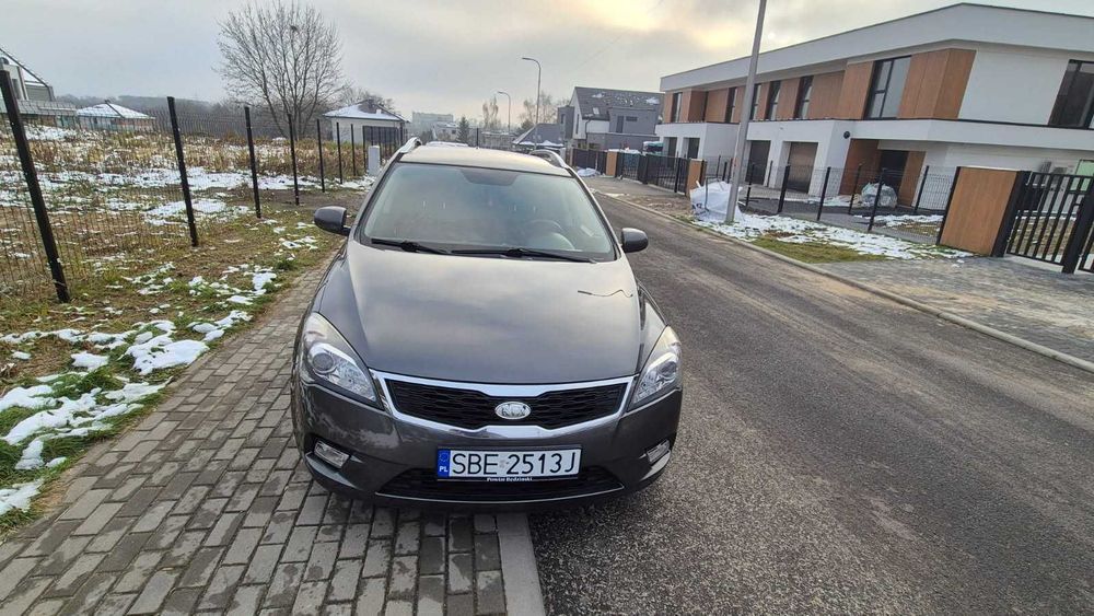 Kia Ceed kombi 2010 po liftingu z gazem