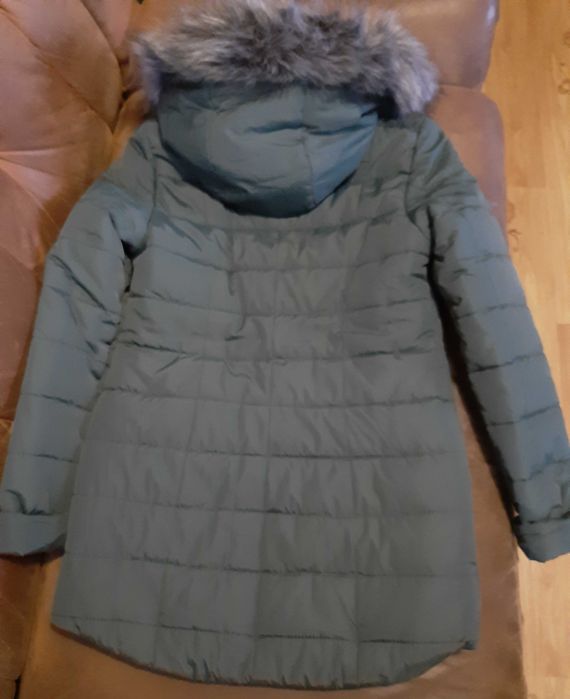 Зимова куртка 44 розміру